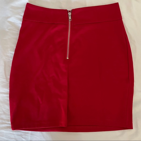 Tobi Red Bodycon Skirt - Picture 2 of 2